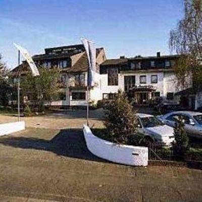 фото отеля Hotel Avenida Garni Bad Neuenahr-Ahrweiler