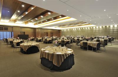фото отеля Eurostars Madrid Tower