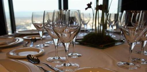 фото отеля Eurostars Madrid Tower