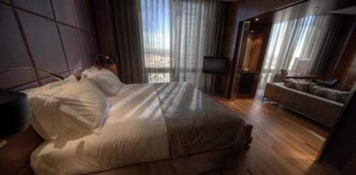 фото отеля Eurostars Madrid Tower