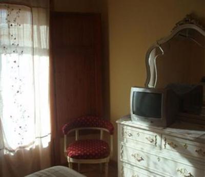 фото отеля Hostal De La Luz