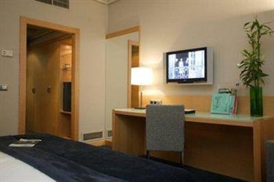 фото отеля Silken Hotel Ciudad de Vitoria