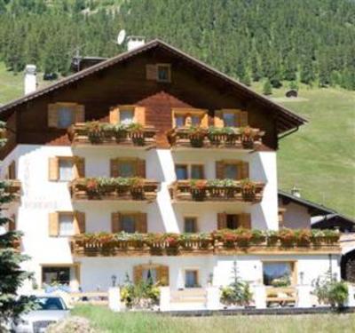 фото отеля Hotel Garni Roberta Livigno