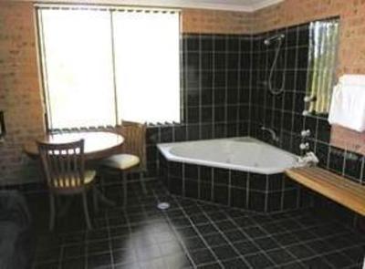 фото отеля Riverview Motor Inn
