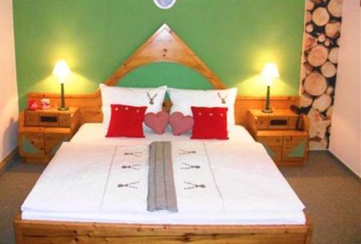 фото отеля Landhotel & Gasthof Forsthaus