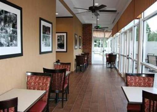 фото отеля Hampton Inn & Suites Huntsville Hampton Cove