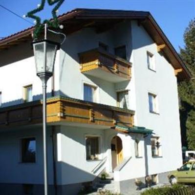 фото отеля Ferienwohnungen Egger Guest House Zell am Ziller