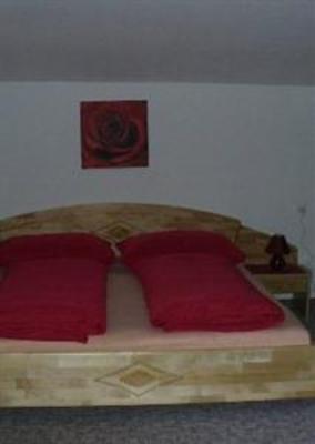 фото отеля Ferienwohnungen Egger Guest House Zell am Ziller