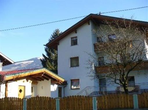 фото отеля Ferienwohnungen Egger Guest House Zell am Ziller