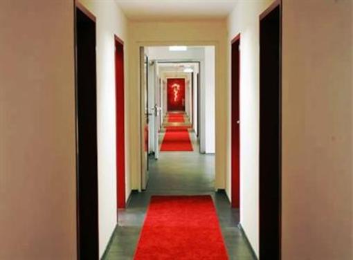 фото отеля Hotel am Hof Taufkirchen