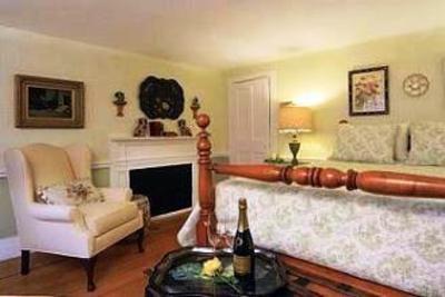фото отеля The Blushing Oyster Bed & Breakfast