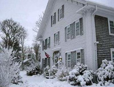 фото отеля The Blushing Oyster Bed & Breakfast