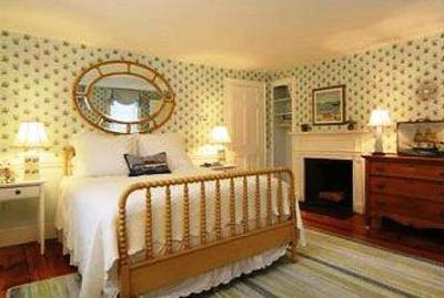 фото отеля The Blushing Oyster Bed & Breakfast