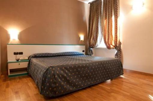 фото отеля Hotel Sant'Eustorgio Ristorante Arcore