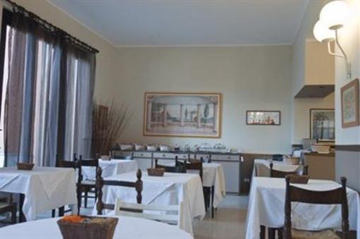 фото отеля Hotel Sant'Eustorgio Ristorante Arcore
