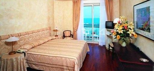 фото отеля Negresco Hotel Cattolica