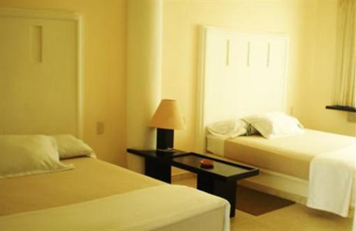 фото отеля Hotel Canarios