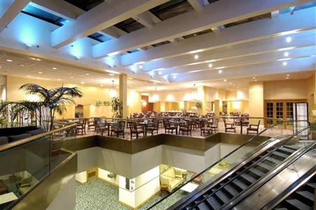 фото отеля Doubletree Hotel Chicago Oak Brook
