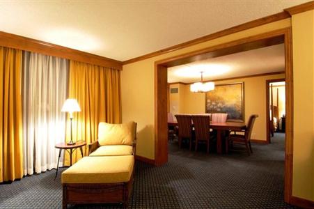 фото отеля Doubletree Hotel Chicago Oak Brook