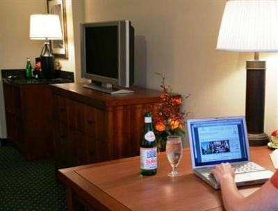 фото отеля Doubletree Hotel Chicago Oak Brook