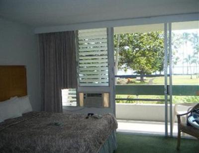 фото отеля Uncle Billy's Hilo Bay Hotel