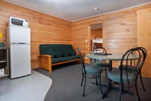 фото отеля Motueka Top 10 Holiday Park