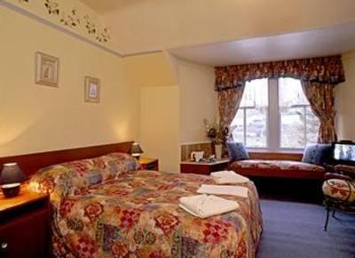 фото отеля Rosemount Hotel