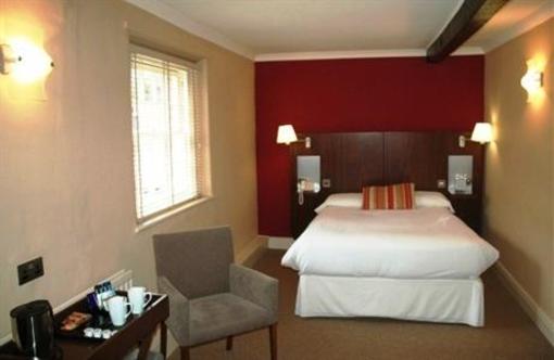 фото отеля The Royal Oak Hotel Telford