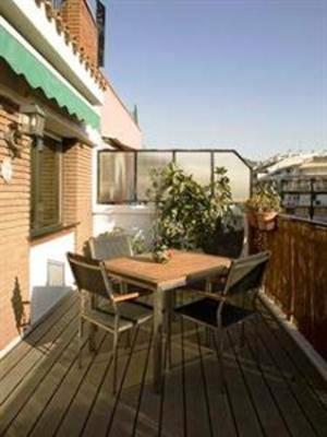 фото отеля Desig Penthouse Sagrada Familia Apartment