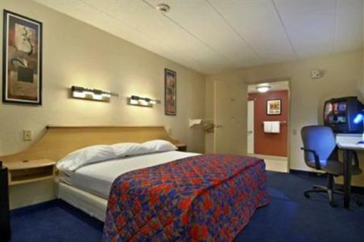фото отеля Red Roof Inn Dayton South - I-75 Miamisburg