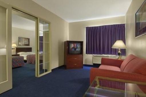 фото отеля Red Roof Inn Raleigh