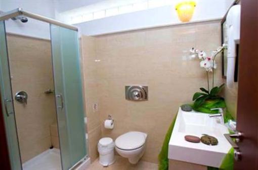 фото отеля Balhambra Suites