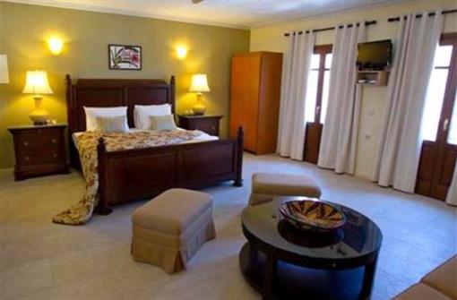 фото отеля Balhambra Suites