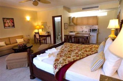 фото отеля Balhambra Suites