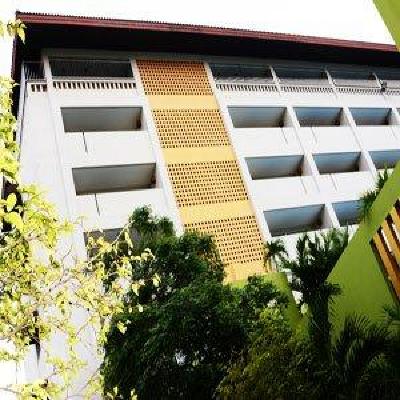 фото отеля Aiya Residence Sport Club BTS Budget Hotel