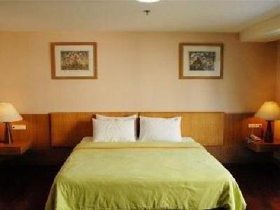 фото отеля Aiya Residence Sport Club BTS Budget Hotel