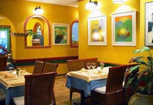 фото отеля Las Arenas Hostal Ibiza