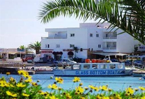 фото отеля Las Arenas Hostal Ibiza