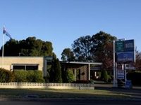 Granite Court Motel
