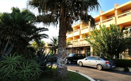 фото отеля Tylissos Beach Hotel Ierapetra