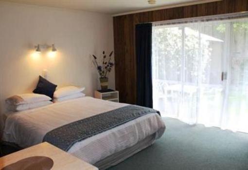 фото отеля Anglers Paradise Resort Motel