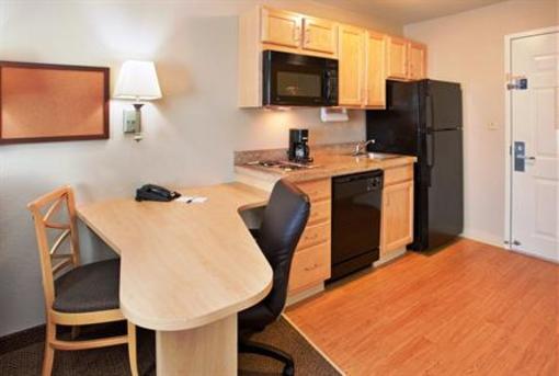 фото отеля Candlewood Suites Junction City