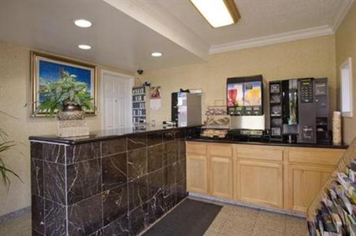фото отеля Americas Best Value Inn & Suites Mill Valley