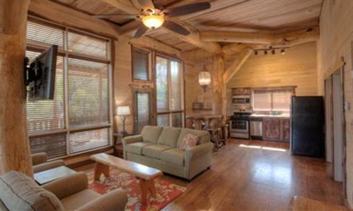 фото отеля Schlitterbahn Resort at New Braunfels