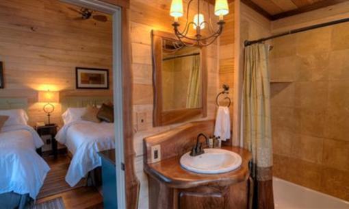 фото отеля Schlitterbahn Resort at New Braunfels