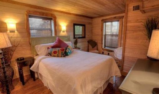 фото отеля Schlitterbahn Resort at New Braunfels