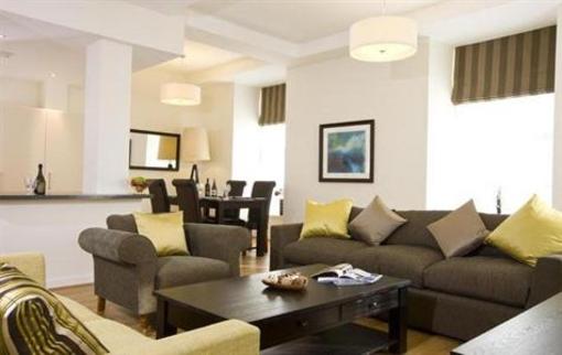 фото отеля Inverness City Suites