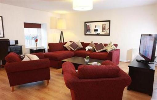 фото отеля Inverness City Suites