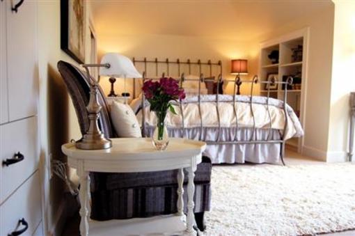фото отеля Cherry Blossom Bed and Breakfast