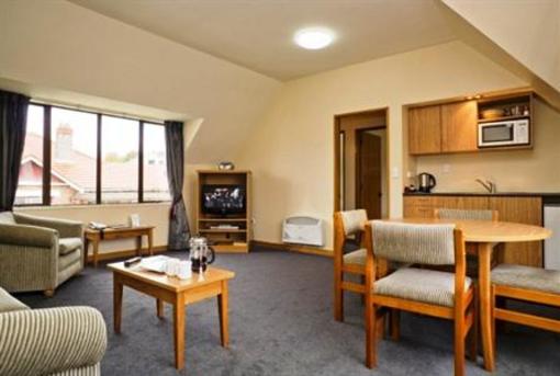 фото отеля Allan Court Motel